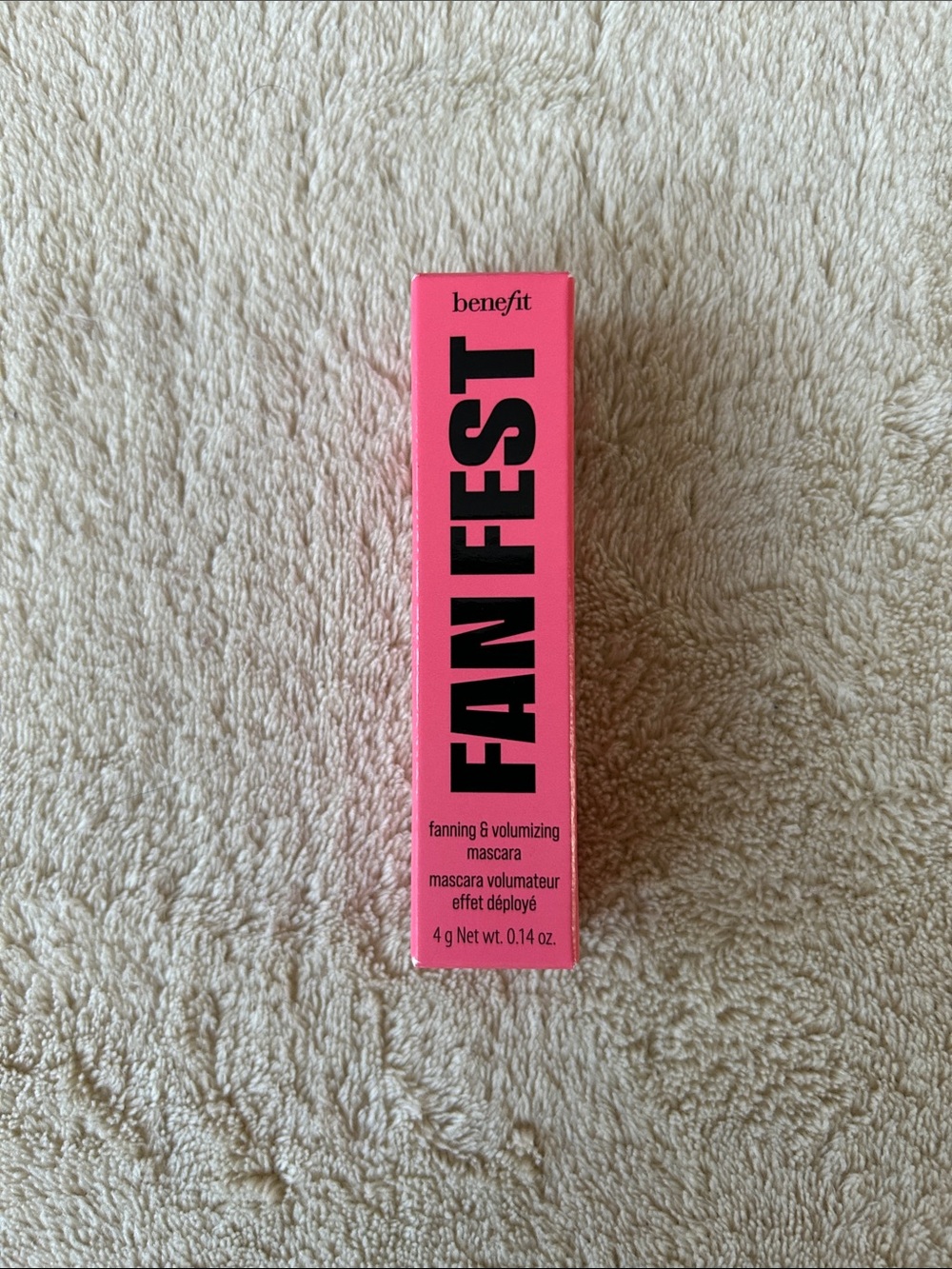 Benefit Fanfest Volumizing Mascara - Bright Pink Box